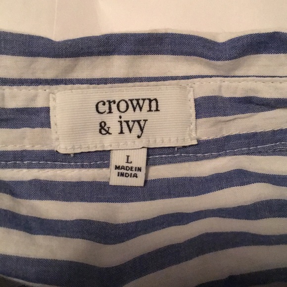 Crown & Ivy Top with Patches - Picture 6 of 6